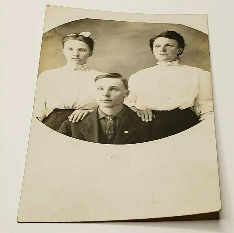 RPPC Family Posing for Picture Douglas North Dakota Estate Postcard D10