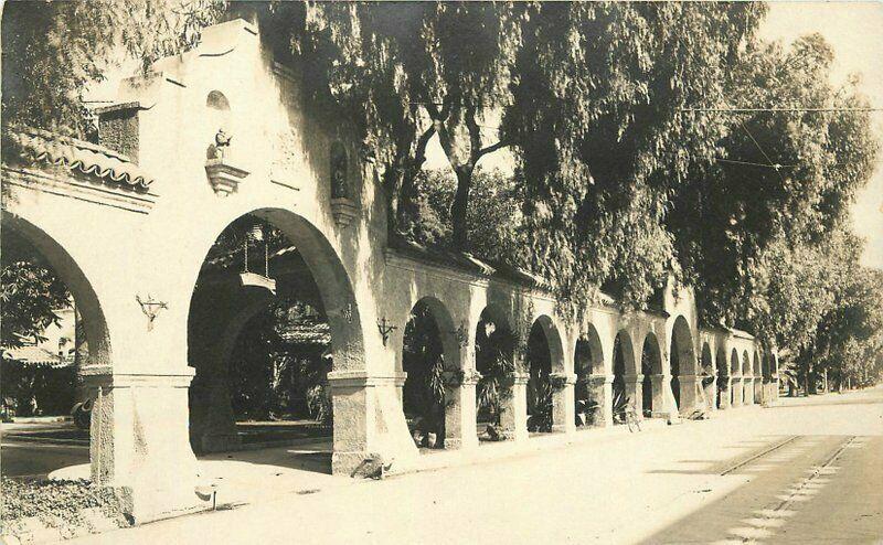 1920s Riverside California Mission Inn Arches RPPC Photo Postcard 3052