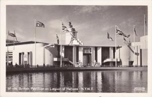 New York World's Fair British Pavilion On Lagoon Of Nations Real Photo