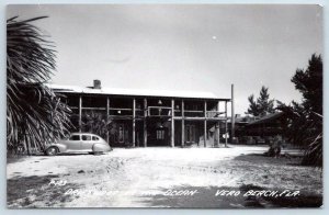 1930's-1940's ERA RPPC VERO BEACH FLORIDA*DRIFTWOOD INN ON THE OCEAN*OLD CAR