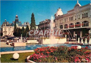 Postcard Moderne Vichy (Allier) Place de Gaulle and La Cite Merchant backgrou...