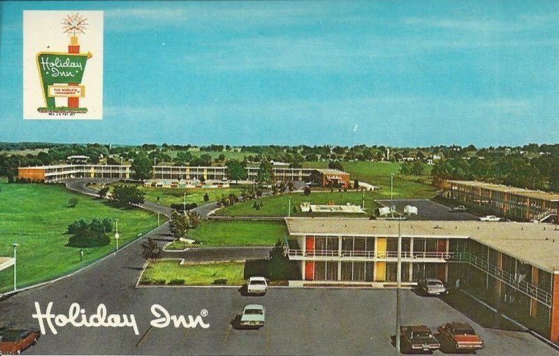 Holiday Inn, Springfield, Missouri Vintage Postcard 