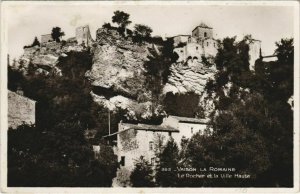 CPA VAISON-LA-ROMAINE Le Rocher et la Ville Haute (1086343)