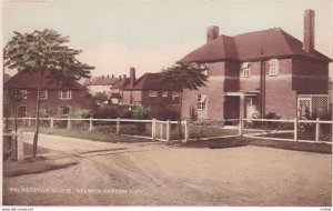 WELWYN GARDEN CITY, Hertfordshire, England, 1910-1920s; Palmerston Close