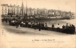 CPA DIEPPE Le Quai Henri IV (415951)