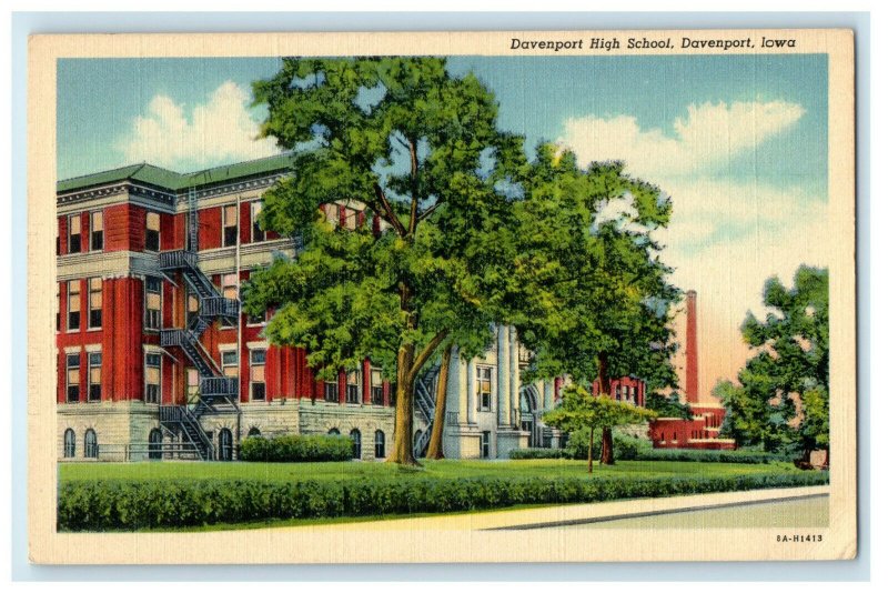 c1940s Davenport High School, Davenport, Iowa IA Vintage Postcard