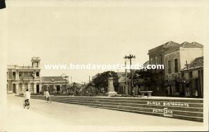 venezuela, MARACAIBO, Plaza Bustamante (1930s) Foto Cano RPPC