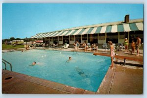 1960 Groton Connecticut Postcard Motor Inn Knott Hotel Hilltop Pool Building