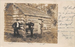 H37/ Rockport Missouri RPPC Postcard 1906 hewn Log Cabin Men