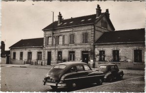 CPA AK La COURNEUVE - La Gare (44447)