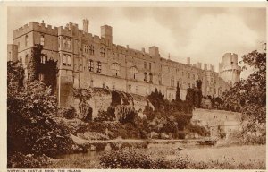 Warwickshire Postcard - Warwick Castle from The Island   2734