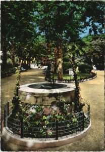 CPM DRAGUIGNAN Les Nouveaux Jardins - Le Puits Fleuri (1116585)