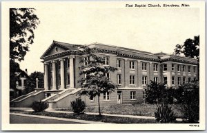 Aberdeen Mississippi MS, First Baptist Church, Black & White, Vintage Postcard