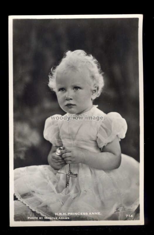 r4290 - HRH. Princess Anne as a Toddler, photo by Marcus Adam No.714 - postcard