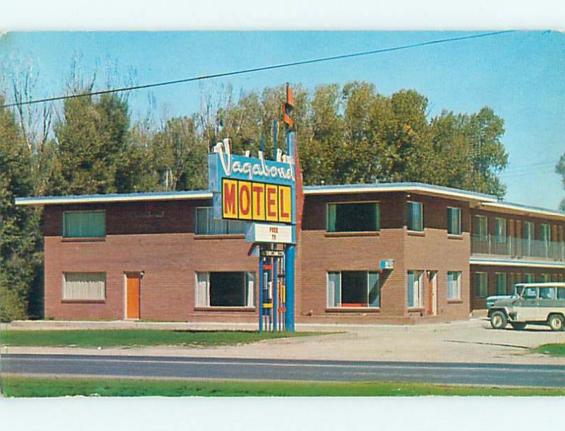 Pre-1980 OLD CARS & VAGABOND MOTEL Evanston Wyoming WY s7177