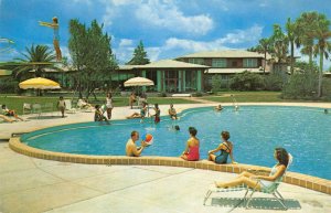 PONCE DE LEON MOTOR LODGE St. Augustine, FL Swimming Pool 1961 Vintage Postcard