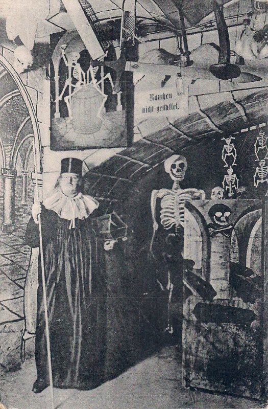 Halloween Catacomb Skulls Leggings
