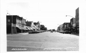 Iowa Emmetsburg Broadway Automobiles 1940s RPPC Photo Postcard 22-10705