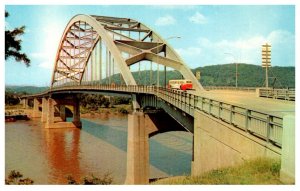 West Virginia  Wheeling  Fort Henry Bridge