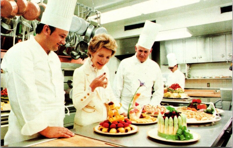 White House Kitchen Nancy Reagan Chefs Display Desserts Postcard Vintage UNP 