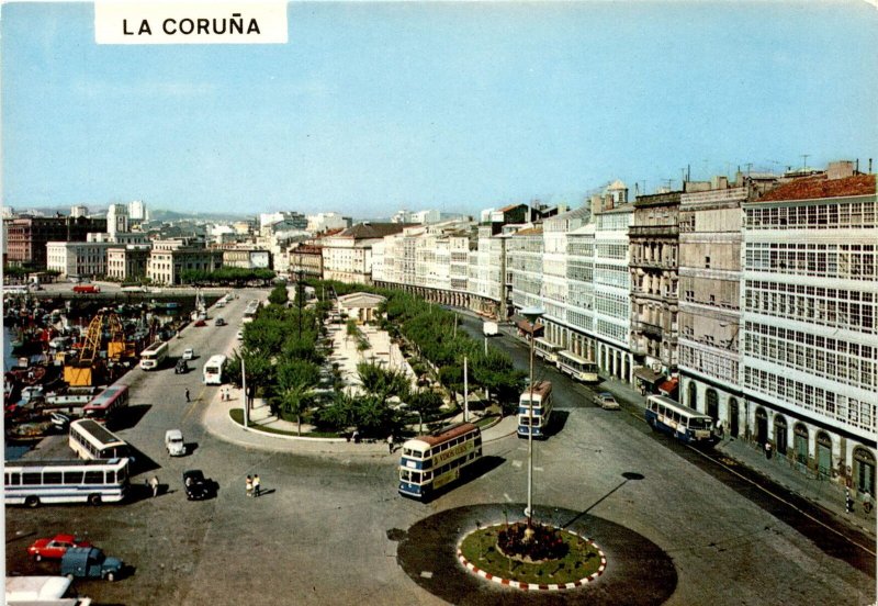 Puerta Real, Avenida de La Marina, La Coruña, Galicia, Spain Postcard