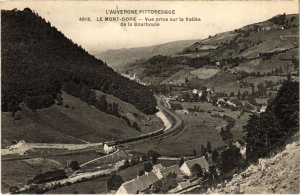 CPA Le Mont Dore Vue prise s la Vallee FRANCE (1288590)