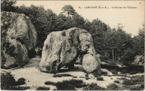 CPA Larchant Le Rocher de I'Elephant FRANCE (1101276)