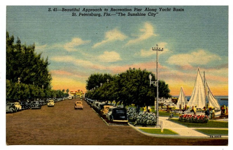 FL - St. Petersburg. Approach to Recreation Pier