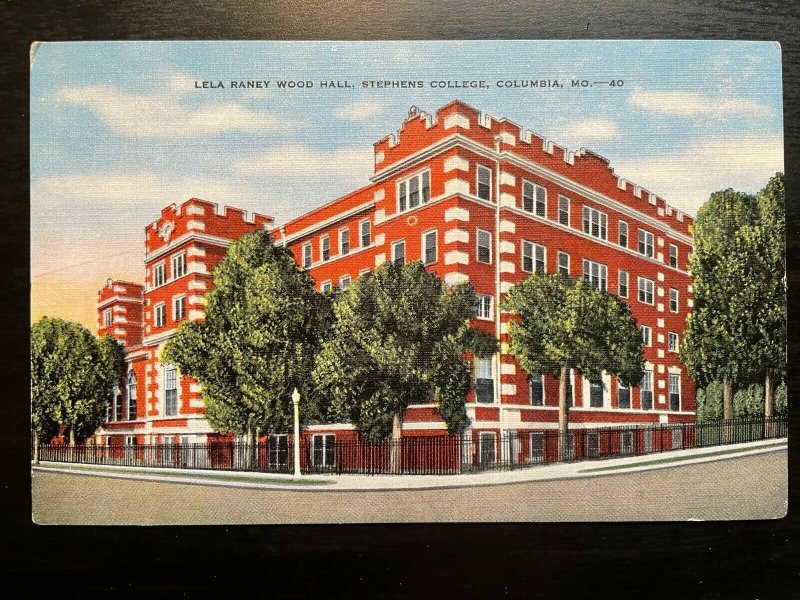 Vintage Postcard 1930-45 Wood Hall, Stephens College, Columbia, Missouri (MO)