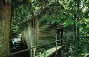 VINTAGE POSTCARD JOHN P. CABLE MILL GREAT SMOKY MOUNTAINS NATIONAL PARK