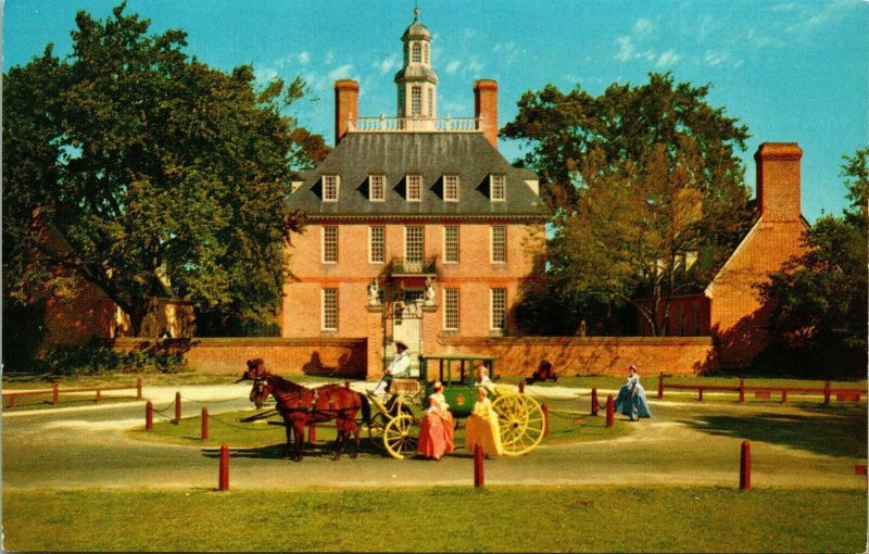 Governors Palace Williamsburg Virginia VA Horse Carriage VTG Postcard UNP Unused 