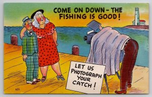 Big Woman Little Guy On Pier  Let Us Photograph Your Catch Postcard W28