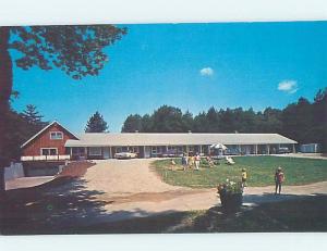 Pre-1980 LODGE SCENE New London - Near Laconia & Concord & Lebanon NH c5114