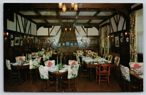 Interior~Old English Room Hotel Lincoln @ Lincoln Illinois~Vintage Postcard