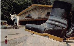 Babe the Blue Ox Paul Bunyan Redwood Highway Trees of Mystery CA 1960s Postcard