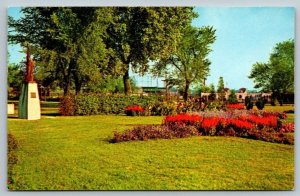 Riverview Park  Clinton Iowa  Postcard