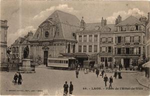 CPA LAON Place de l'Hotel-de-Ville (280343)