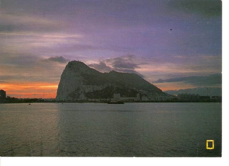 Postal 043729 : Gibraltar. The Rock by night. Bristish since 1804