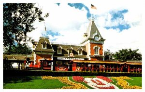 Postcard AMUSEMENT PARK SCENE Anaheim California CA AS5643