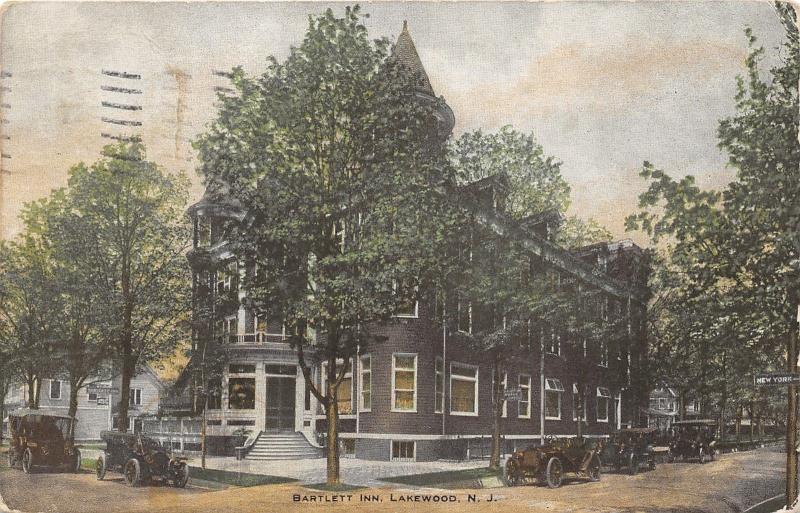 Lakewood New Jersey~Bartlett Inn~Victorian Bldg~Cars in Street~NY Sign~1910 PC