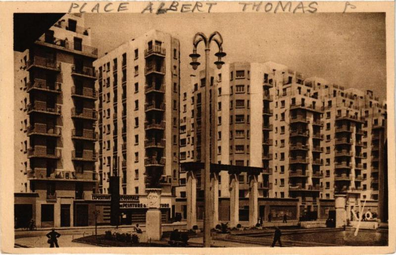CPA VILLEURBANNE Place Albert Thomas et rue Michel Servet (614400)