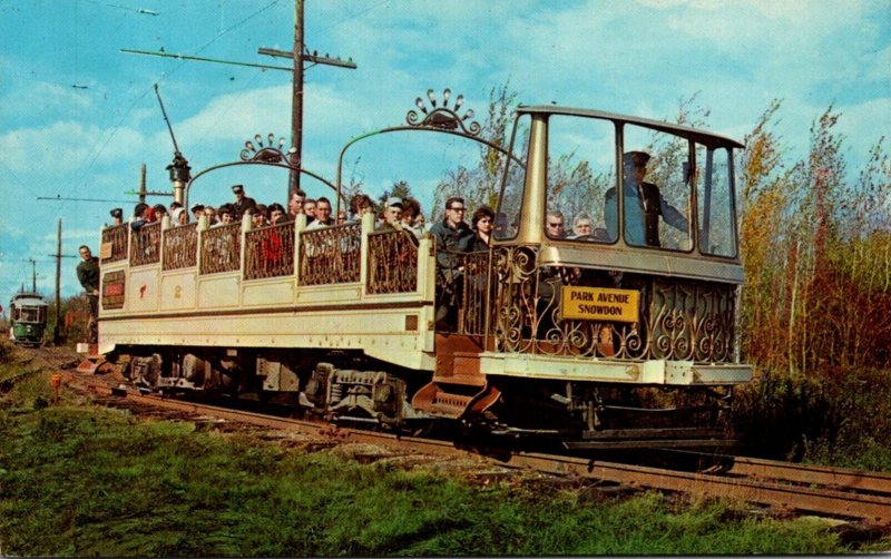 Trolley Montreal's Famous Sightseeing Car Seashore Trolley Museum Kenneb...