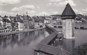 Schweiz Luzern Kapellbruecke und Wasserturm Real Photo