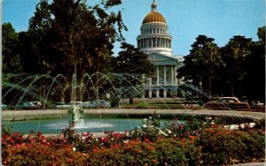 State Capitol Water Fountain Sacramento California CA Flowers Postage UNP VTG 