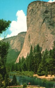 Vintage Postcard Tremendous Monolith Granite Solid Rock Yosemite California CA