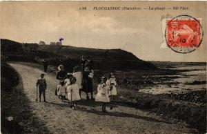 CPA PLOUGASNOU - La plage (457607)