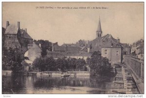 LA SUZE (Sarthe), France, 00-10s ; Vue partielle et vieux chateau dit de Bar...