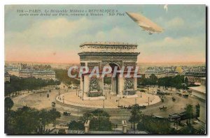 Old Postcard The Airship Paris Military Republic after having erolue on Paris...