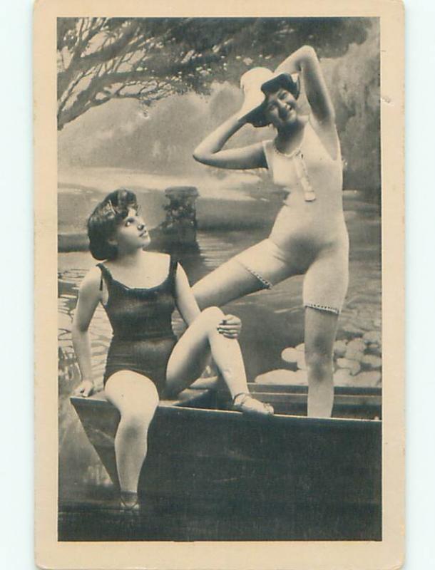 Pre-Linen Risque SEXY WOMEN TOGETHER IN SMALL ROWBOAT AB6149