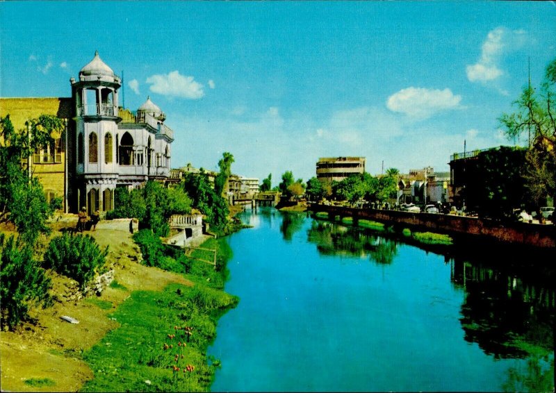 IMN05259 middle east iraq ashar creek basrah the venice of iraq 